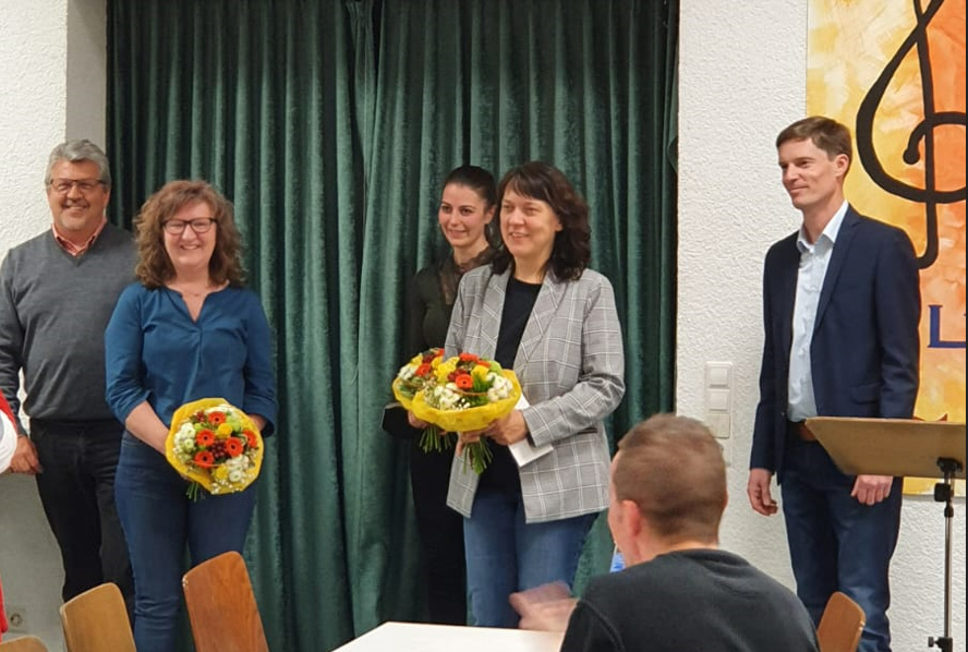 Anerkennungen für besondere LeistungenAnerkennungen für besondere LeistungenAnerkennungen für besondere LeistungenAnerkennungen für besondere LeistungenAnerkennungen für besondere LeistungenAnerkennungen für besondere Leistungen Anerkennungen für besondere Leistungen